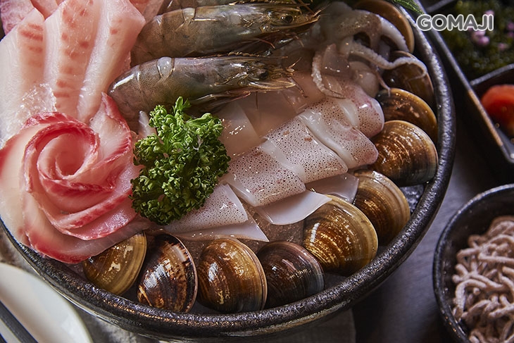 綜合海鮮盤一份