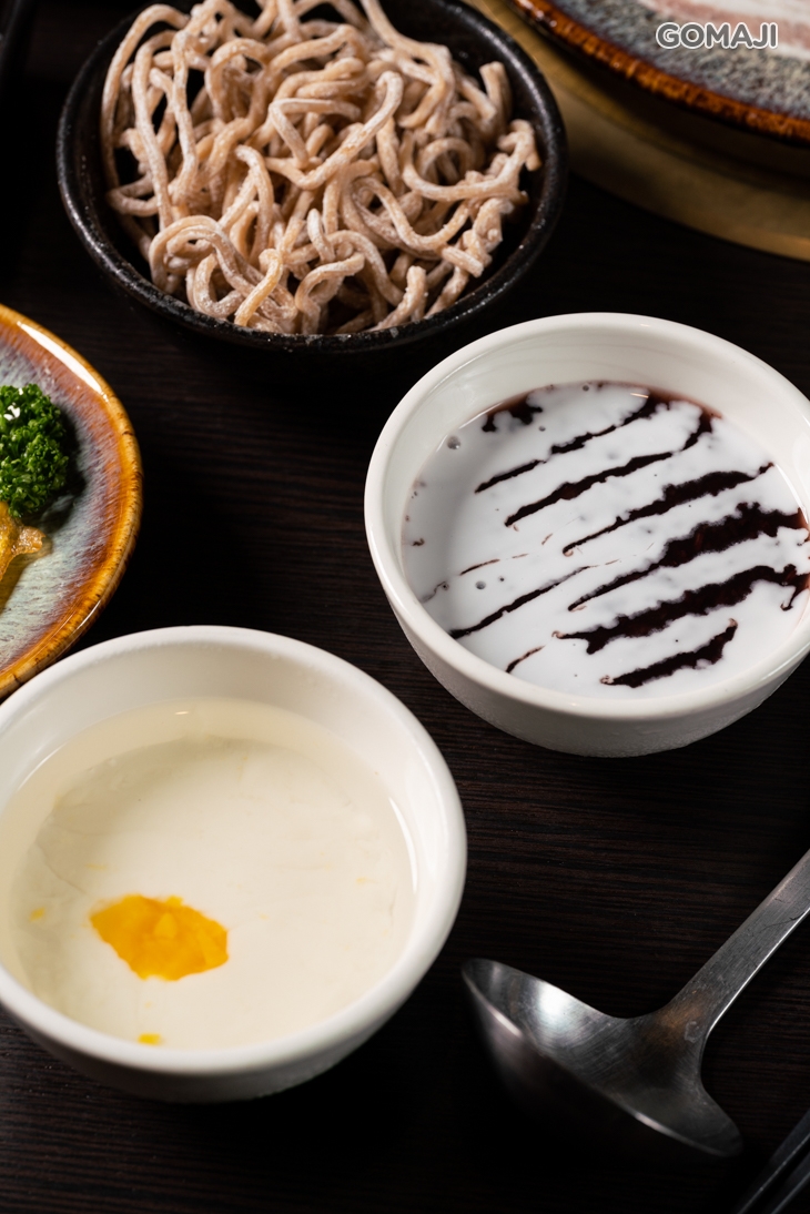 杏仁豆腐/椰漿紫米粥