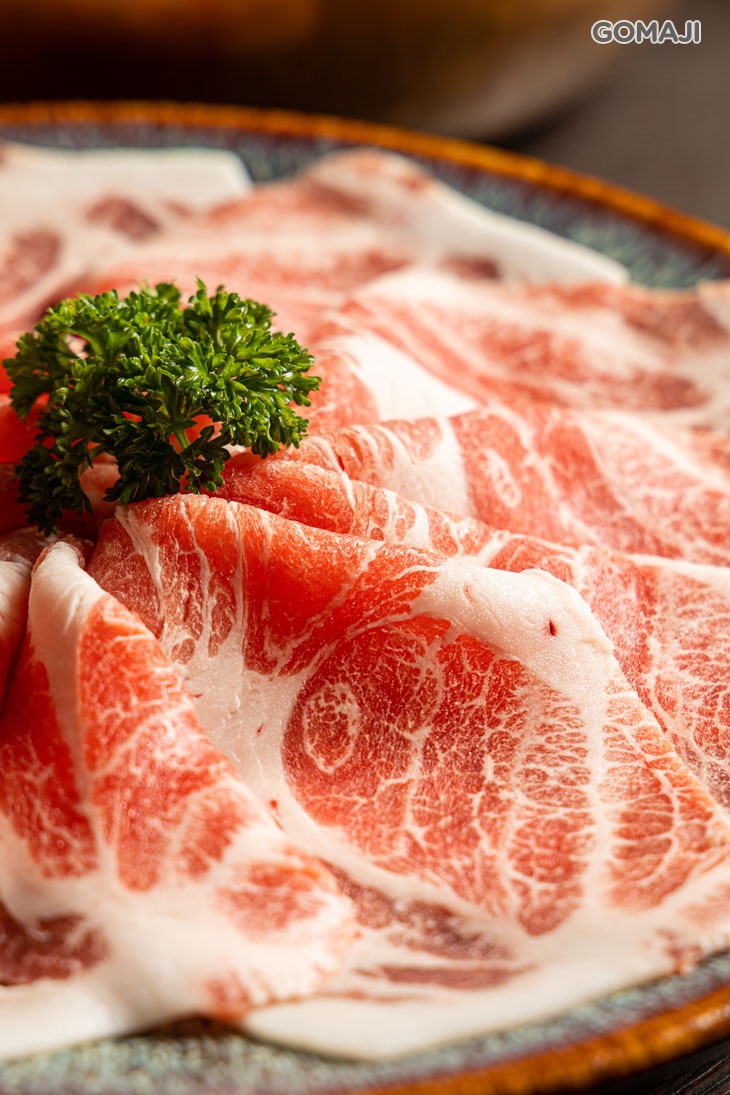 美國極黑梅花豬