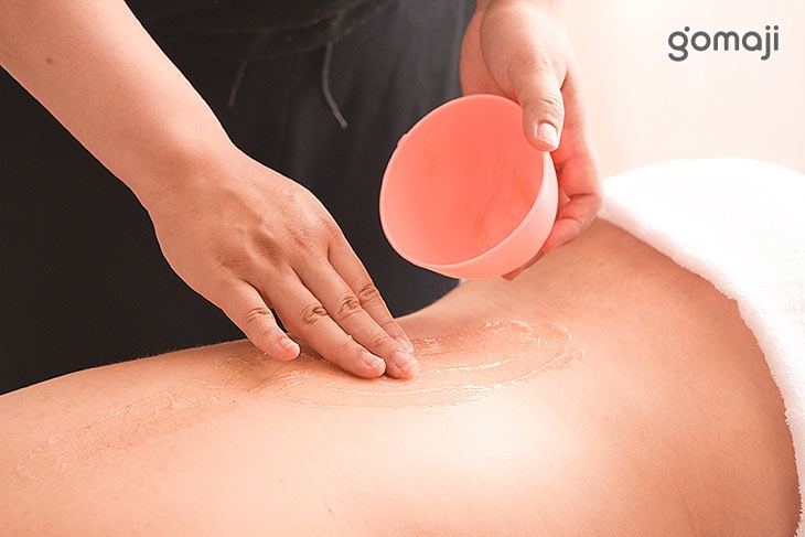 上半背部去角質霜按摩去除老廢角質