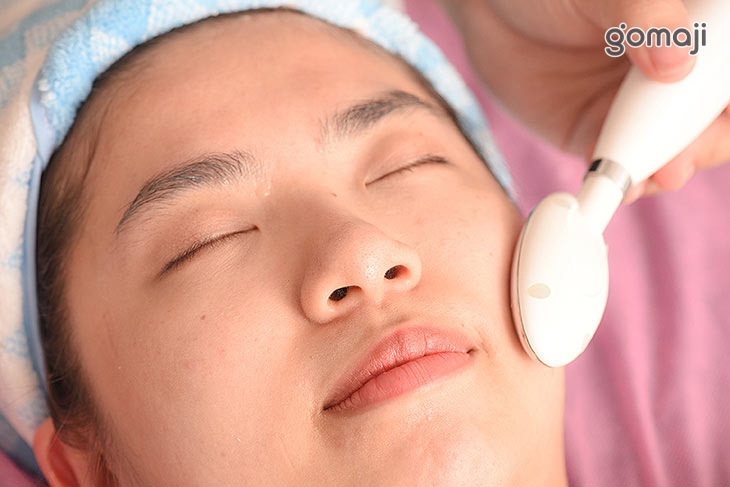 使用澳洲國家級研究製造的羊胎素精華原液導入