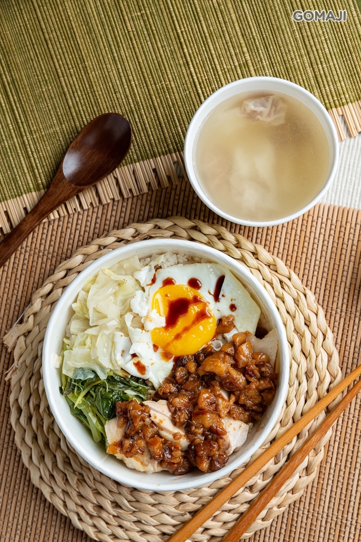 77好吃雞肉飯專賣店