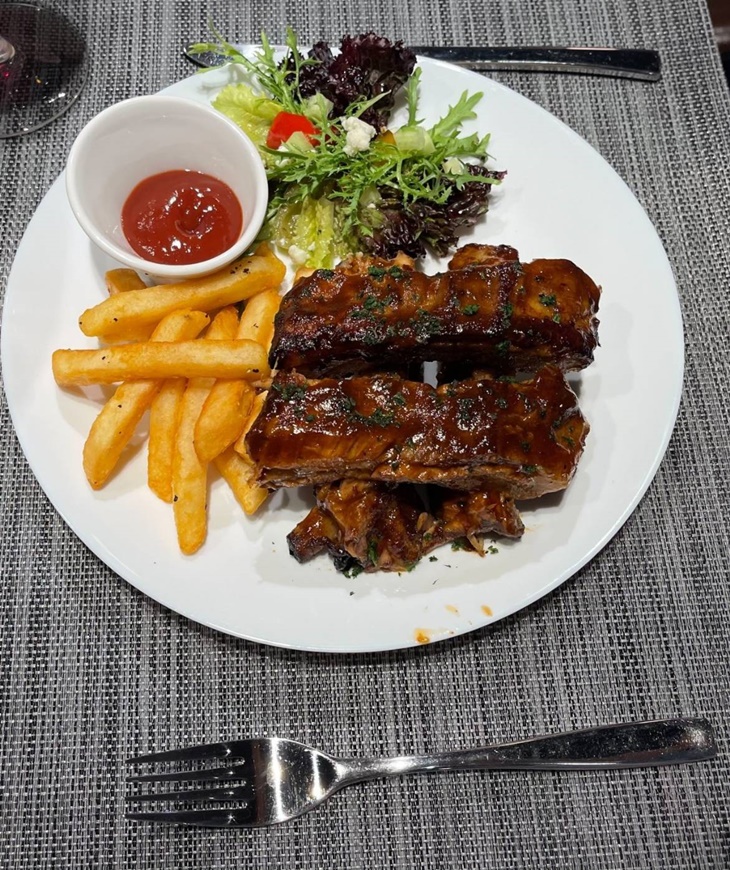 BBQ醬烤豬肋(半份)