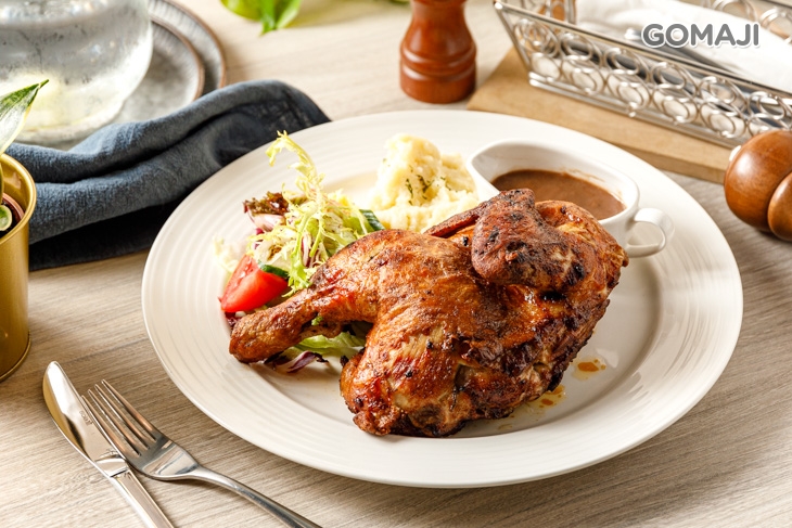 半隻烤雞和馬鈴薯