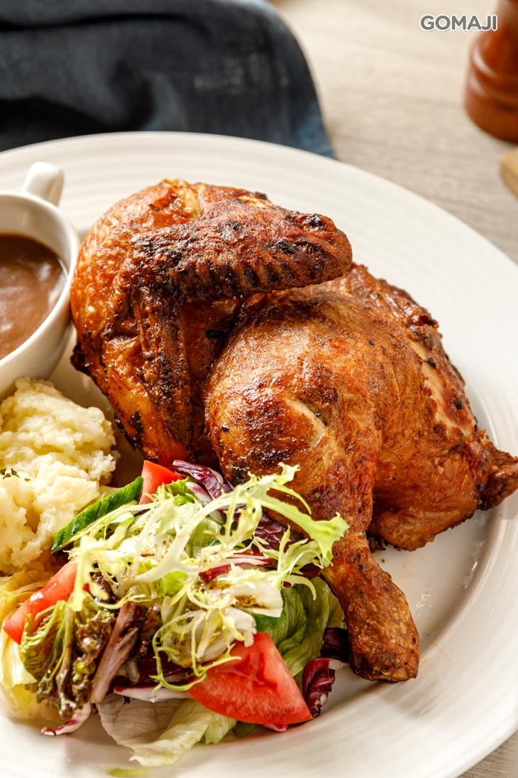 半隻烤雞和馬鈴薯