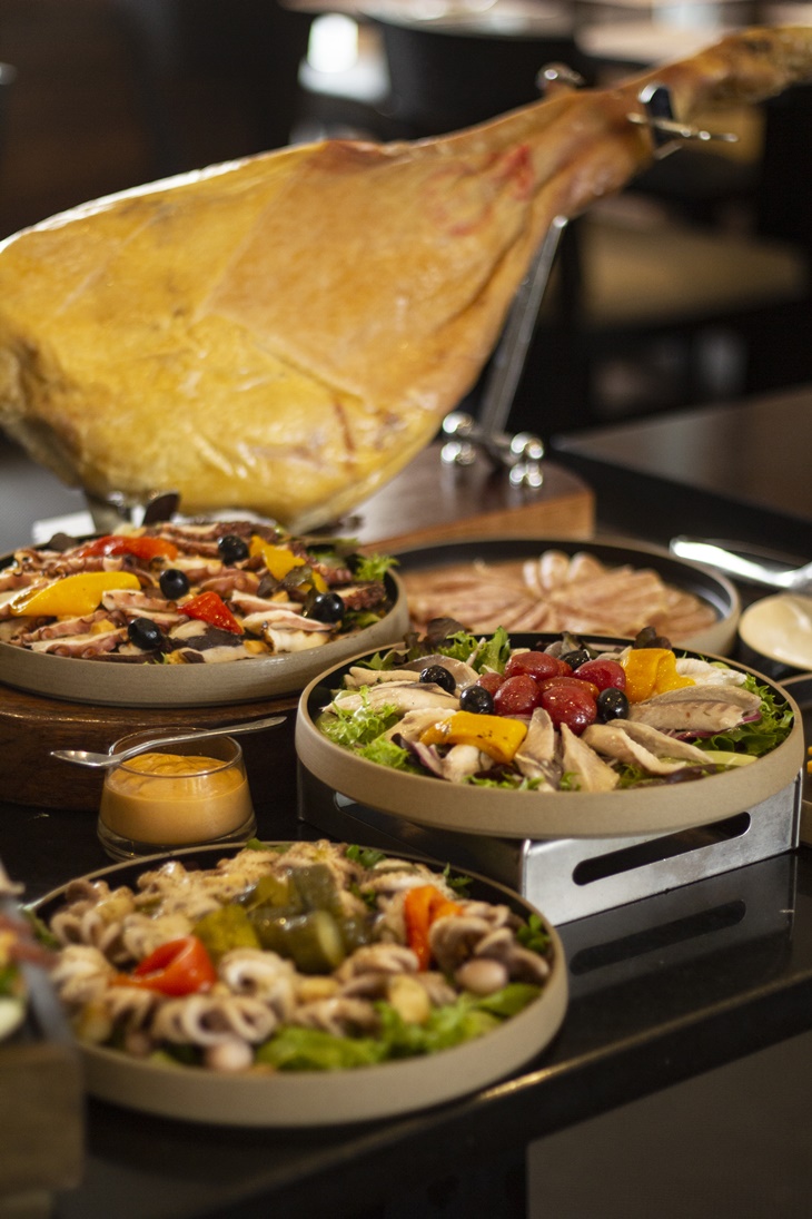 西班牙賽拉諾火腿及西班牙冷菜