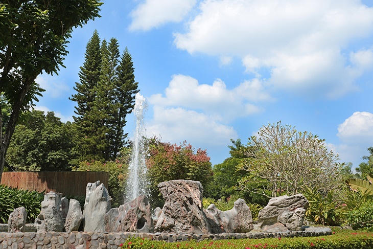 高雄花季度假飯店