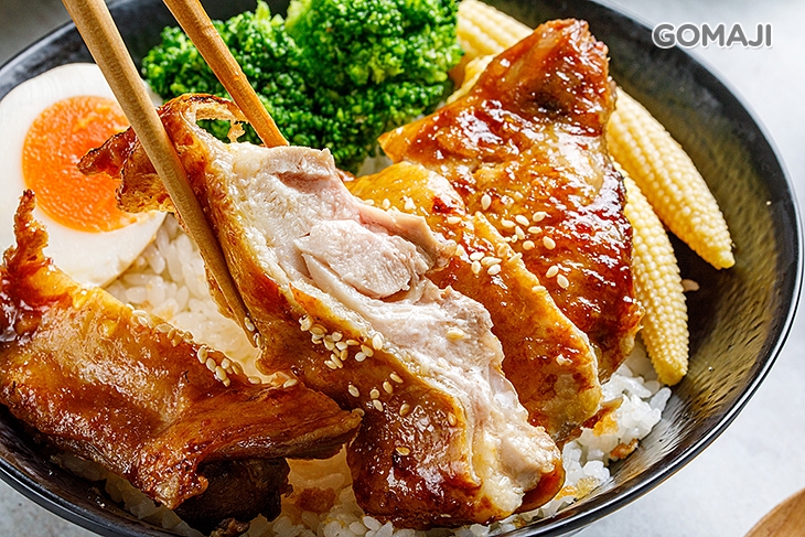 碳烤雞腿丼 