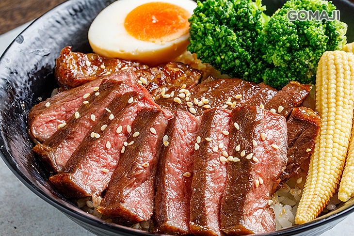 翼板牛排丼