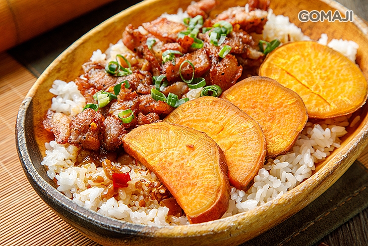 四川銷魂飯(鹹豬肉)