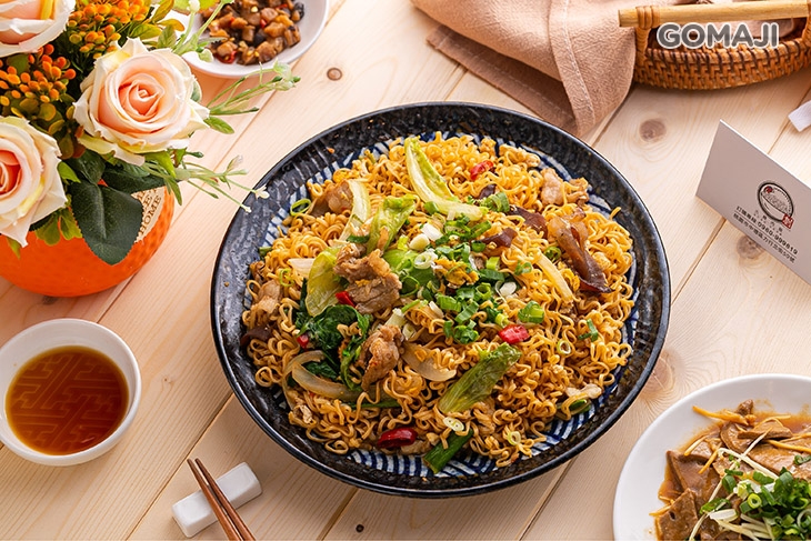 招牌豬肉炒泡麵 