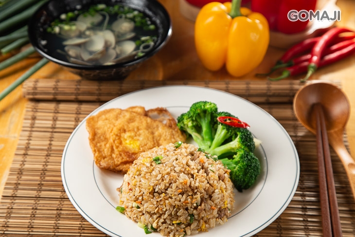 肉絲炒飯