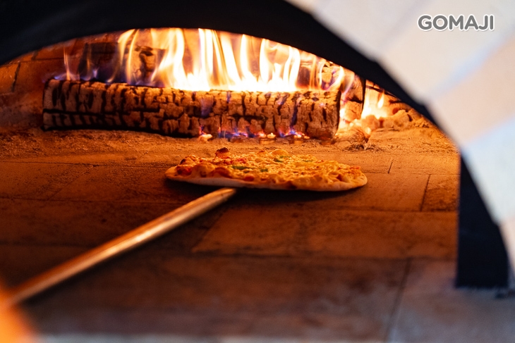 　噠啵窯烤披薩　