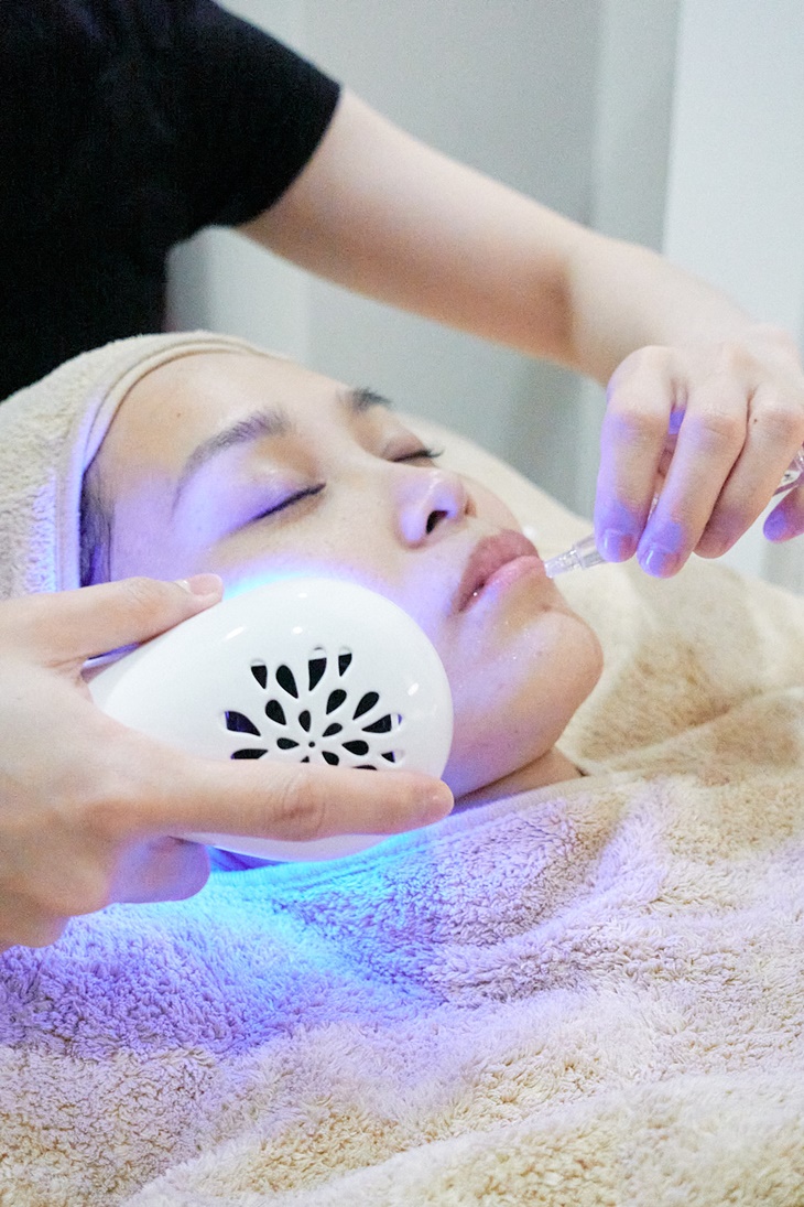 高效生機保濕深層注入玻尿酸小分子精華導入