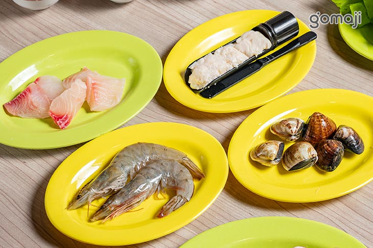 鮮蝦蝦、蛤蜊、鯛魚、墨魚漿