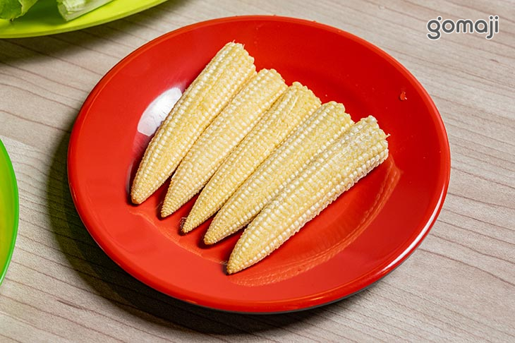 各式蔬食，招牌芋頭丸&手工牛肉丸