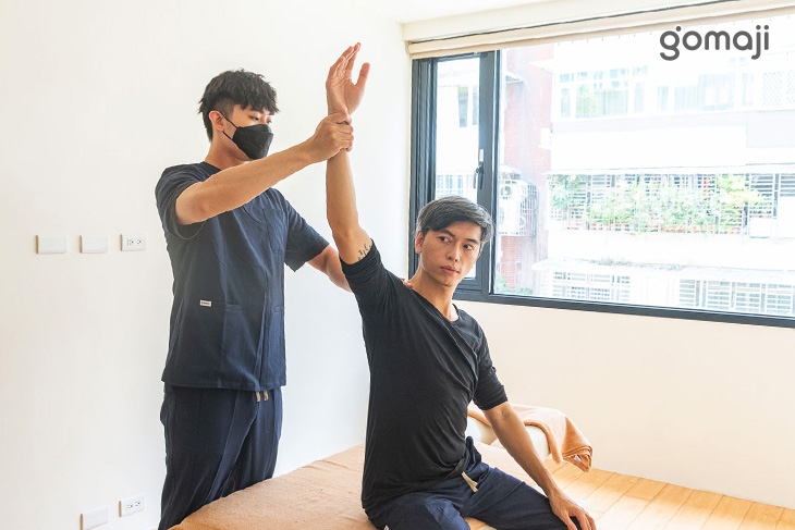 評估全身肌肉、排列、四肢關節活動度檢測