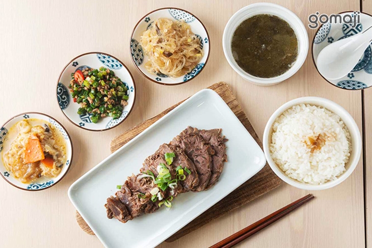 滷牛腱肉飯套餐
