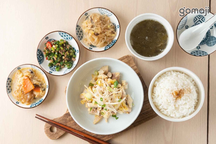 招牌雞肉飯套餐