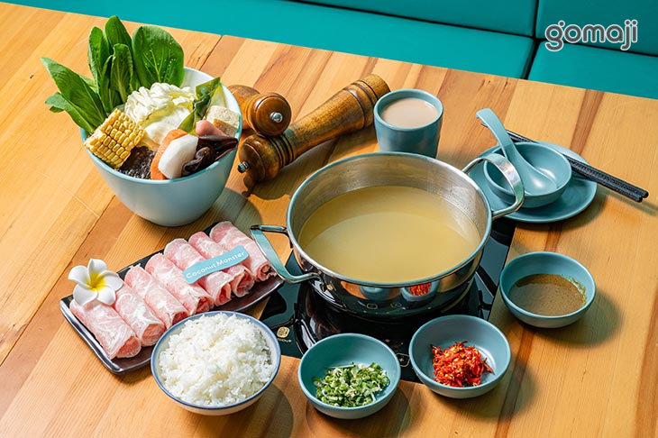 椰獸經典原味湯底＋松阪豬