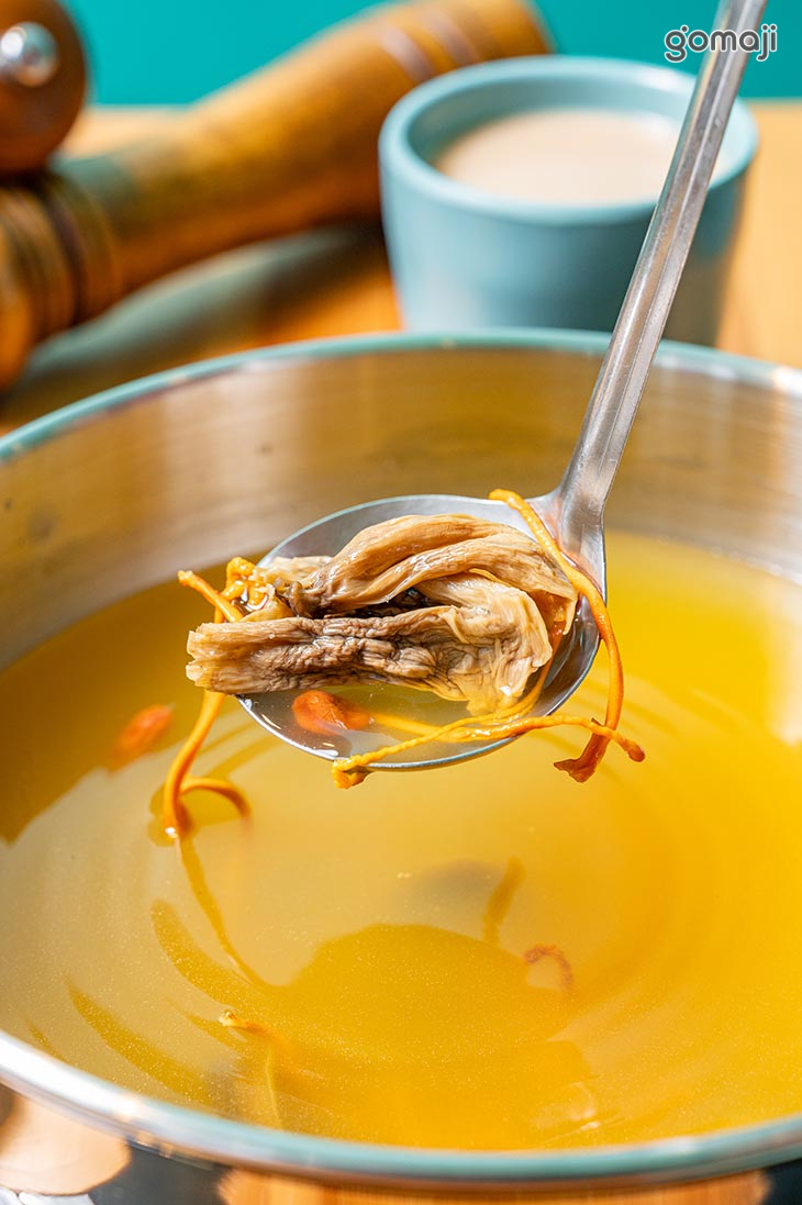 鹿茸菇蟲草湯底