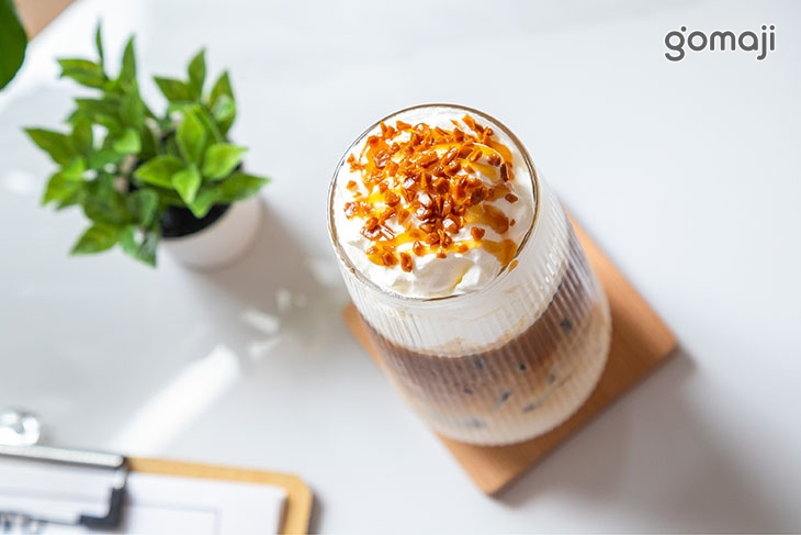 焦糖海鹽脆脆拿鐵