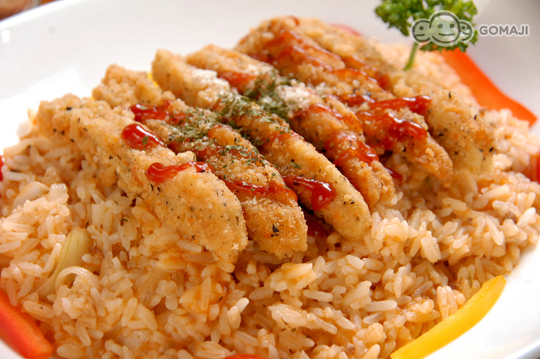 淡淡的柠檬清香好开胃,一口鸡柳一口饭,没多久就盘底朝天了!