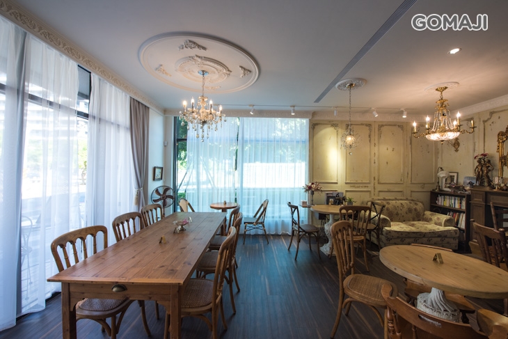 Moonwalk café 月光漫步