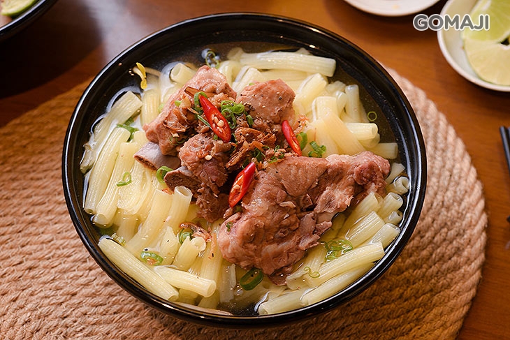 排骨鮮湯空心麵