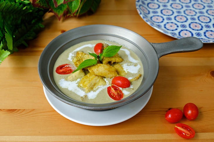 榛元綠咖哩雞肉