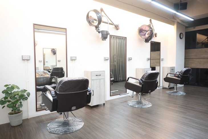 Personal髮型美甲沙龍