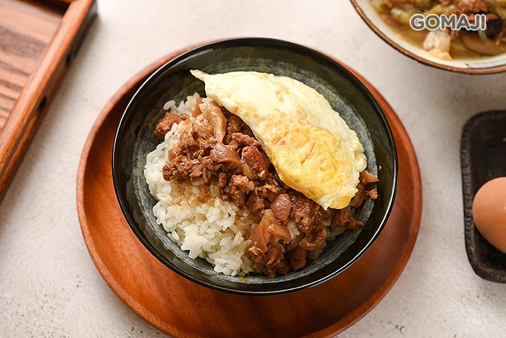 滷肉飯(含荷包蛋）