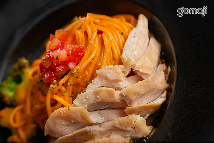 韓式辣奶油舒肥雞胸義大利麵