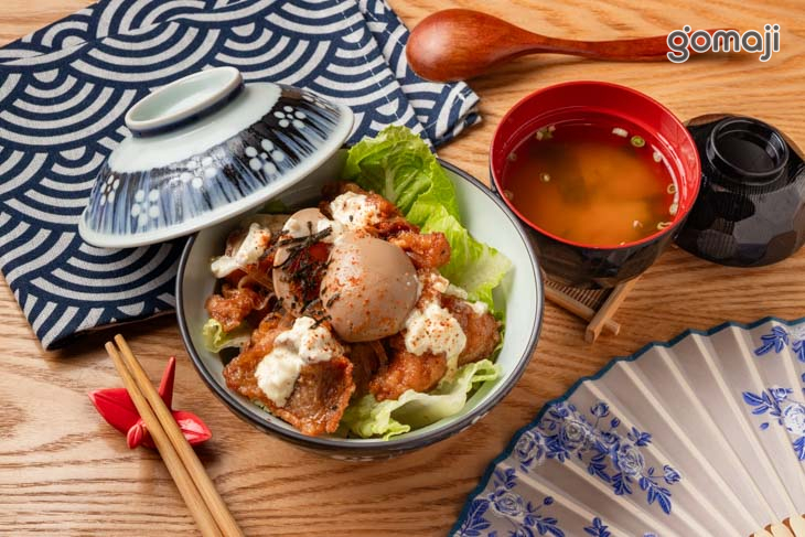 南蠻雞肉丼飯