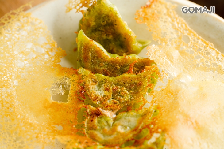 芫荽蔥肉冰花餃子