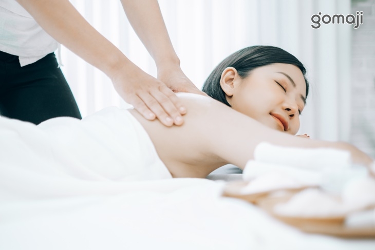 就懂你痠痛那個點~輕慢緩柔按到位!背臀腿深層肌肉釋放按摩