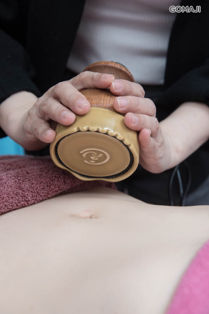 熱石溫灸(波里尼西亞群島熱石含微量元素(瓷石、陶土))