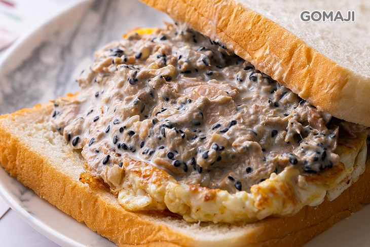 鮪魚蛋吐司  