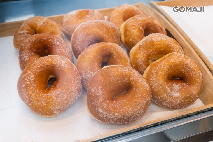 Hair禾日，營養三明治 & 甜甜圈。