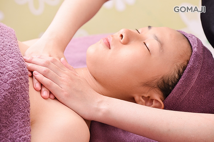 肩頸放鬆舒壓按摩