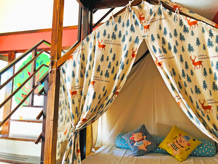 新兒館樓中樓房