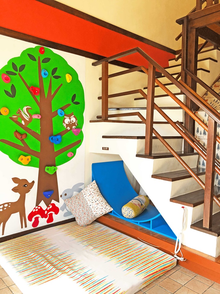 新兒館樓中樓房