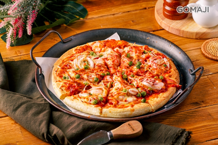 9吋厚Q皮Pizza一份豪華海鮮