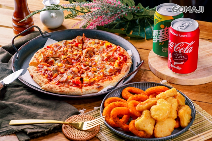 燻雞蘑菇+雞塊/洋蔥圈+可樂/雪碧