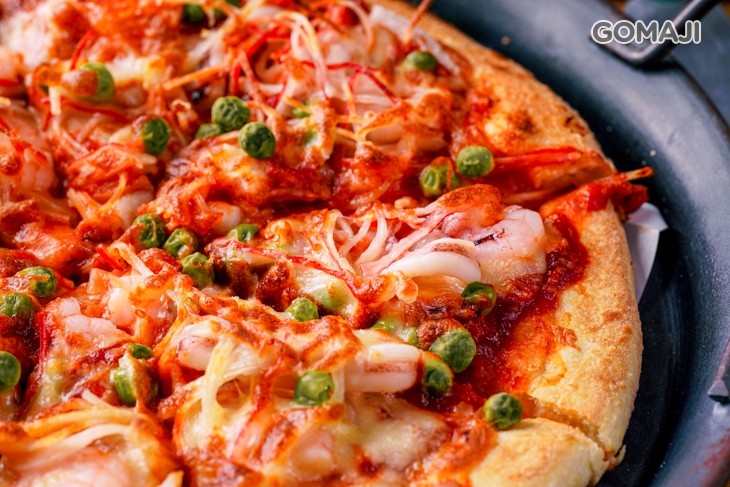 9吋厚Q皮Pizza一份豪華海鮮