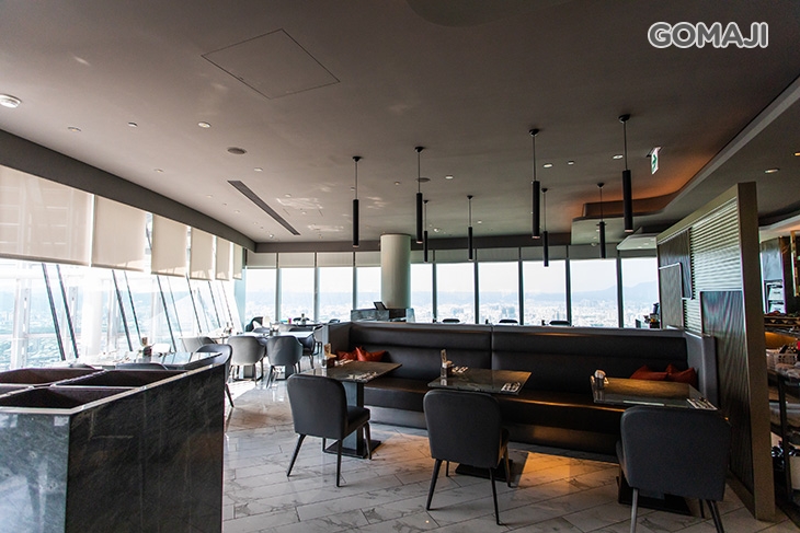 全國最高自助餐廳-50樓Café