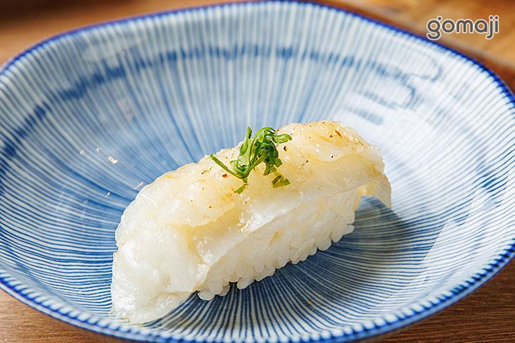 比目魚緣側