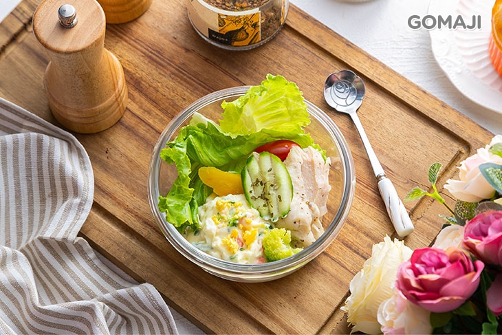 薯泥迷迭香雞佐生菜沙拉