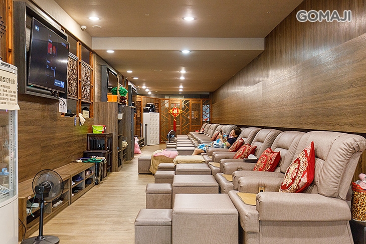 鑽石腳足體養生館