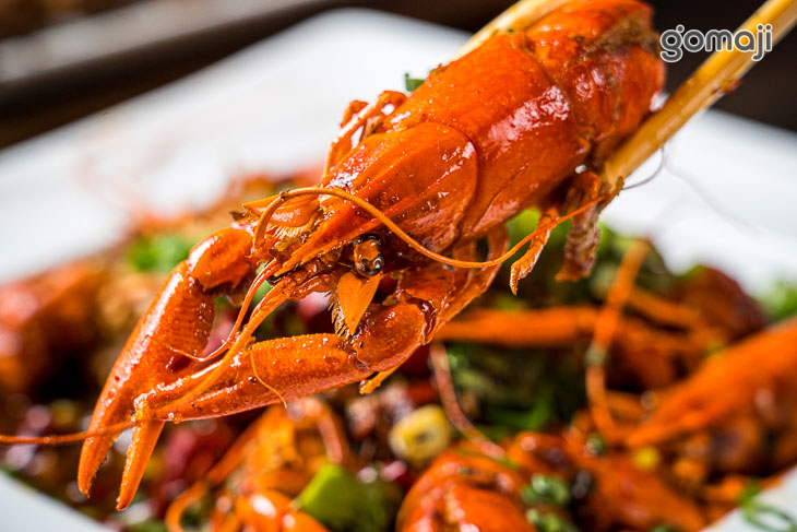 麻辣小龍蝦(中)